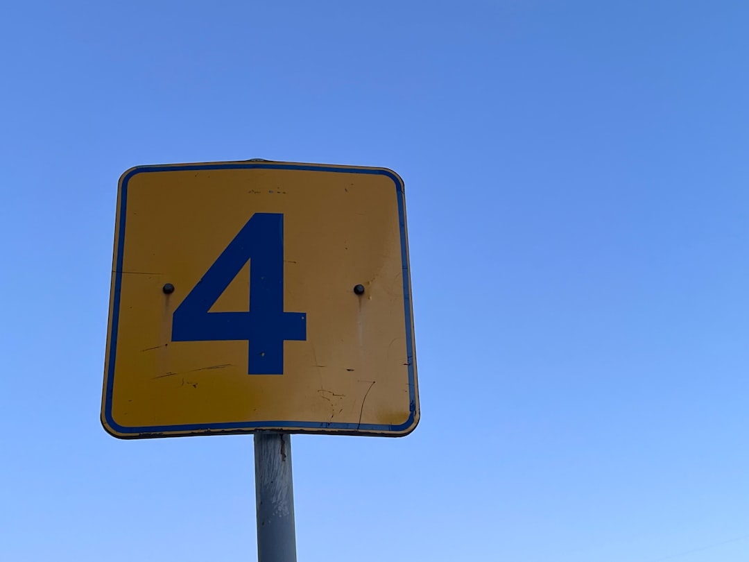 Les 4 signaux d'alerte majeurs : bruits, vibrations, perte de performance, témoins lumineux